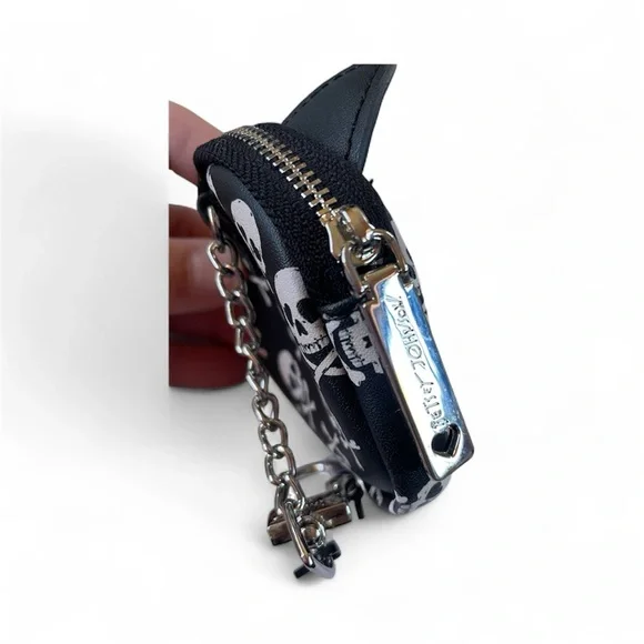 Betsy Johnson Skull Print Cat  Coin Ear Bud Pouch - Picture 3 of 4